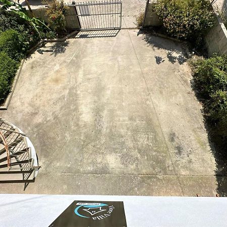 Vlora Villa With Private Parking Bagian luar foto