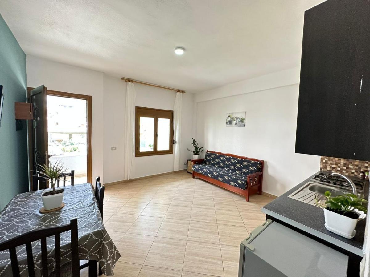 Vlora Villa With Private Parking Bagian luar foto
