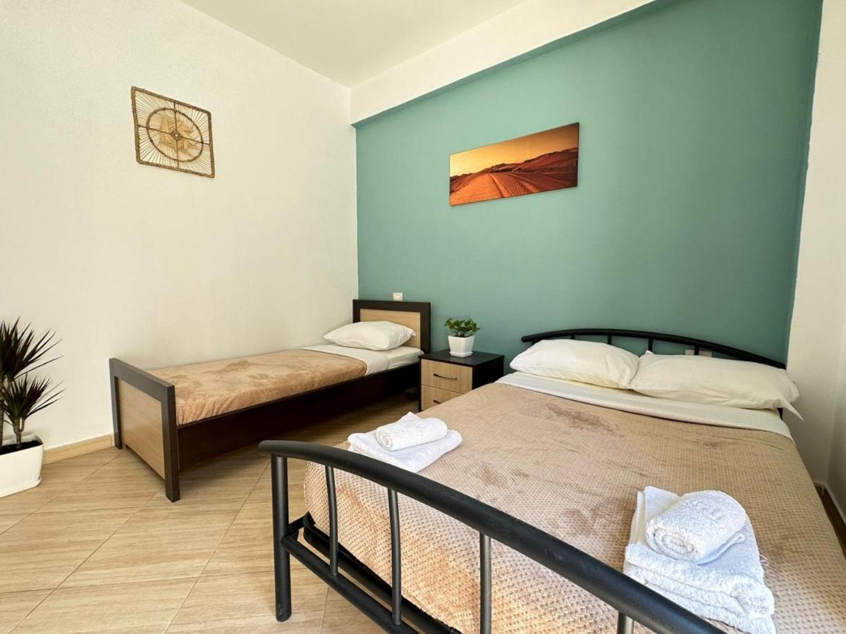 Vlora Villa With Private Parking Bagian luar foto