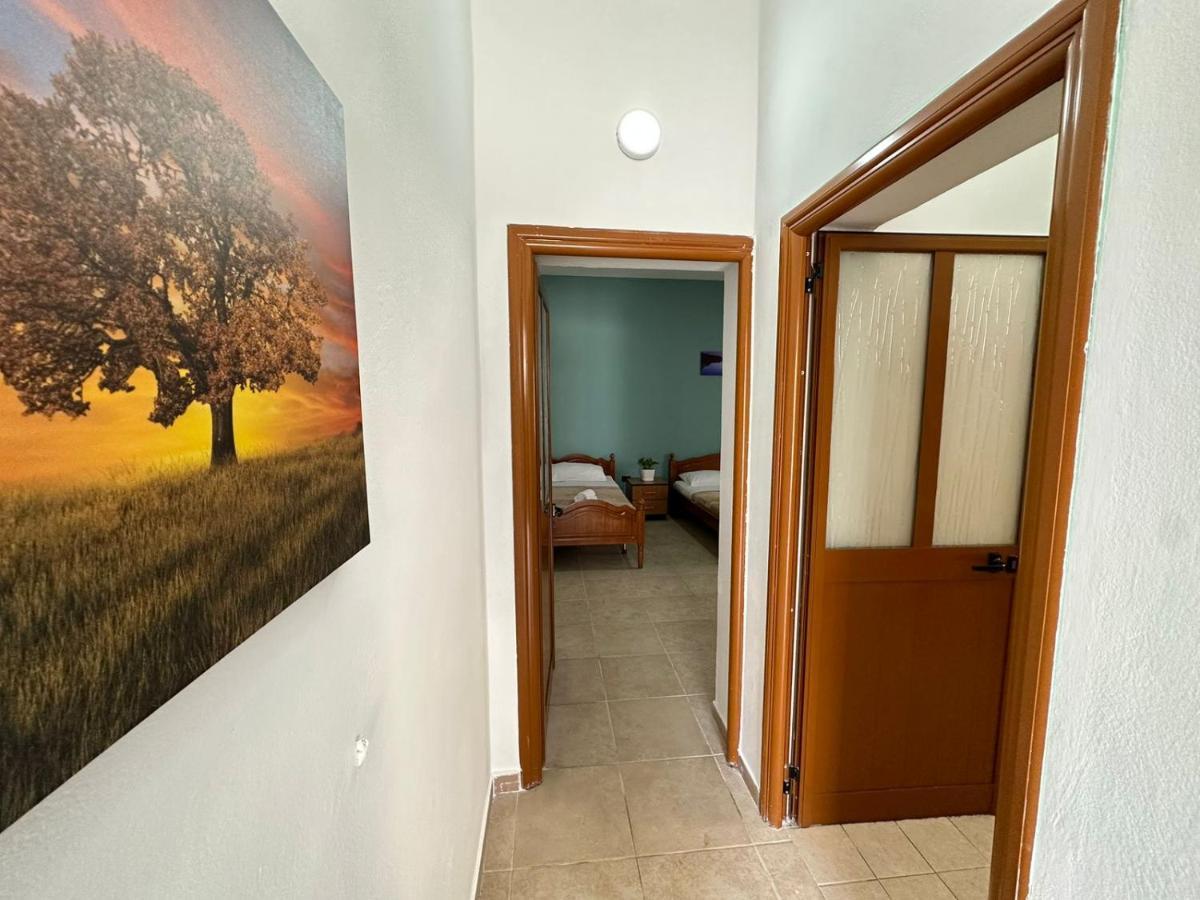 Vlora Villa With Private Parking Bagian luar foto