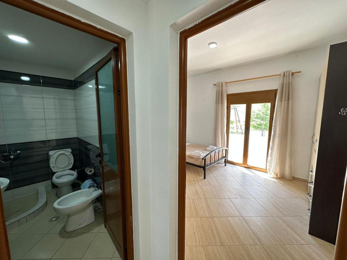 Vlora Villa With Private Parking Bagian luar foto