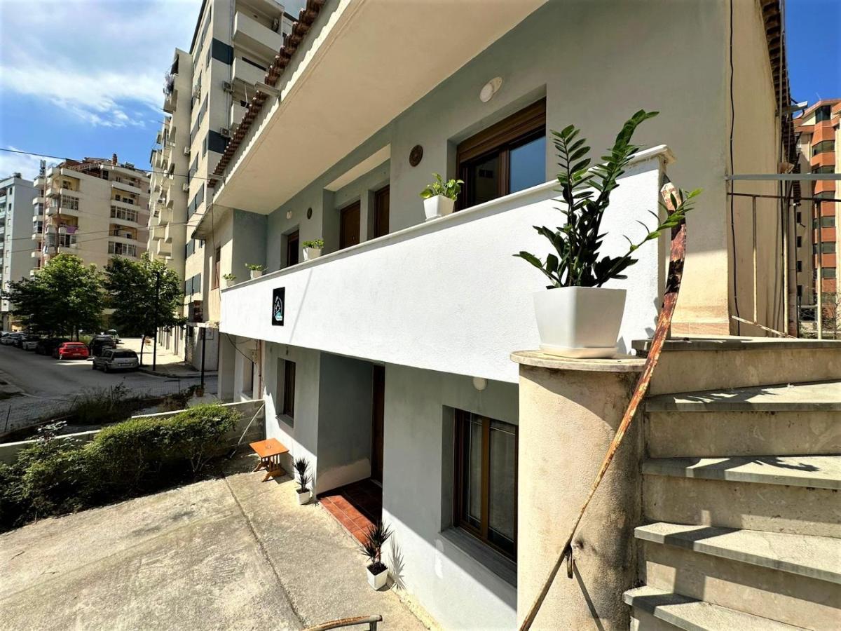 Vlora Villa With Private Parking Bagian luar foto